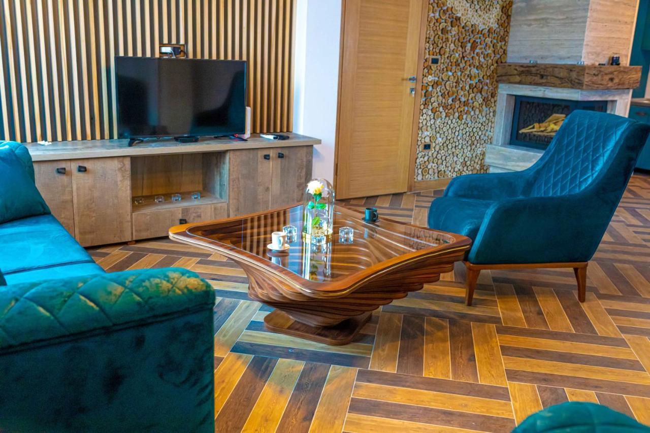 City Escape Luxury Villa Zuce Dış mekan fotoğraf