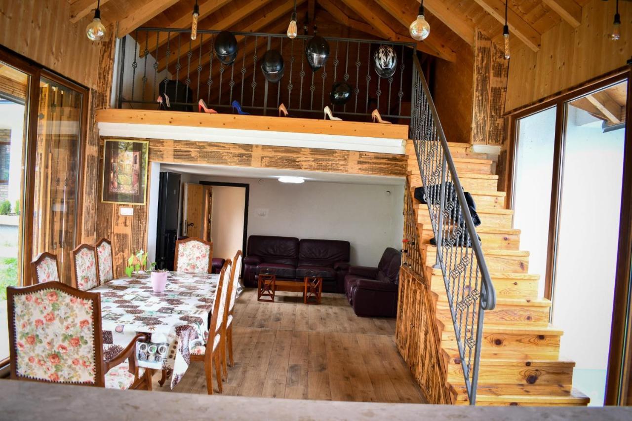 City Escape Luxury Villa Zuce Dış mekan fotoğraf